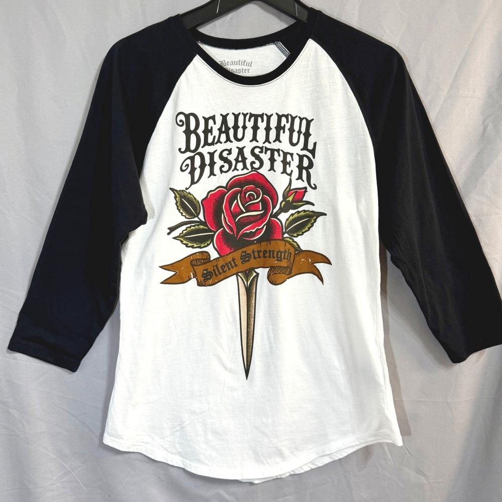 Beautiful Disaster Silent Strength Rose Dagger Raglan Baseball Tee White Black M